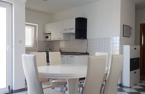 Mirce Apartamento | Aparthotel Marina Gromela