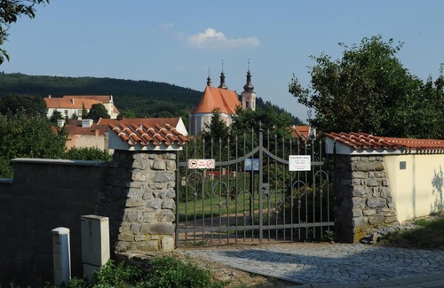 Lomnice Casa | Apartmá v pivovaru Genius noci