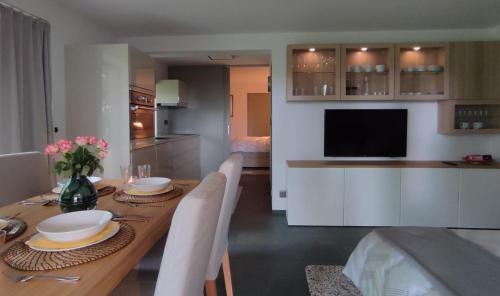 Nachod Apartamento | Apartmán Bříza, výhled na zámek