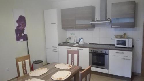 Vrbovec Apartamento | Apartmán Eva