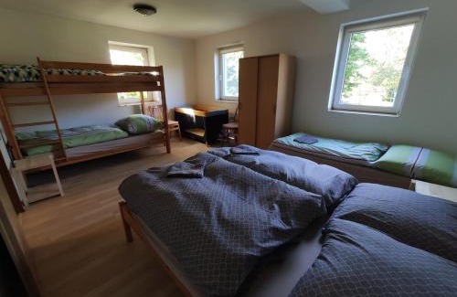 Hulin Apartamento | Apartmán Hulín, Chrášťany - bílý