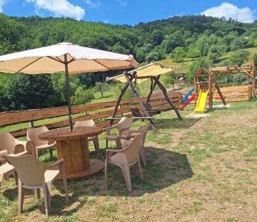 Nova Bana Apartamento | Apartmán na detskej zážitkovej farme Fajnovô