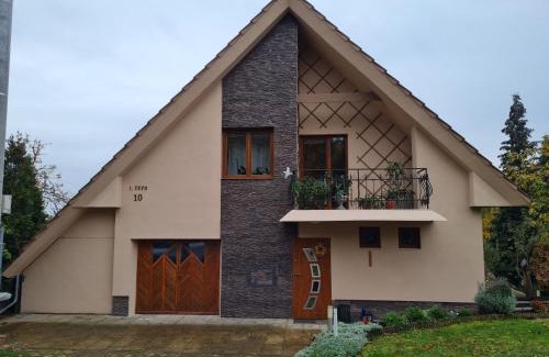 Banska Stiavnica Apartamento | Apartmán pri Kalvárii