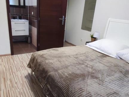 Zvolen Apartamento | Apartmán RADKA