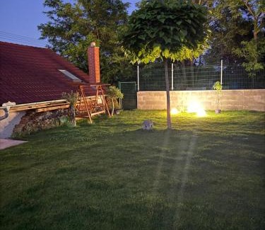 Drnholec Apartamento | Apartmán Sebina zaručujici absolutní soukromi a klid s láhví vína jako dárek