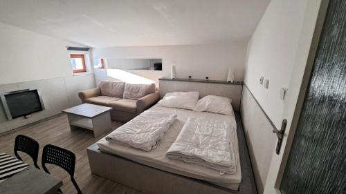 Ostruzna Apartamento | Apartmán Stratos