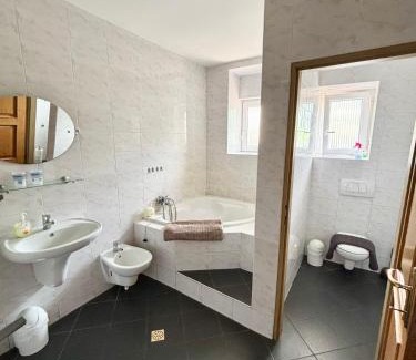 Pernstejnske Jestrabi Apartamento | Apartmány Maňová