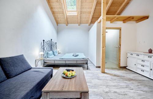 Loket Cama Y Desayuno | Apartmány Svatošské skály