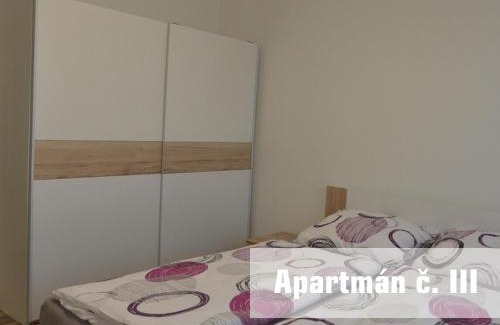 Znojmo Apartamento | Apartmány U koupaliště