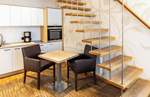 Brandenburg an der Havel Apartamento | Apartment am Wasser mit Hausfloß und Sauna zur Dauermiete