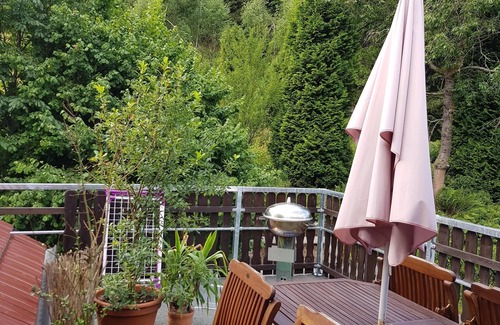 Fehrenbach Apartamento | Apartamento "ILSE" 2 Schlafzi. 4P, balcón, puerta de sauna. bosque