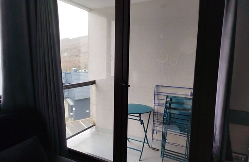 Besse-et-Saint-Anastaise Apartamento | Apartment 6 people resort center.private parking.pets welcome