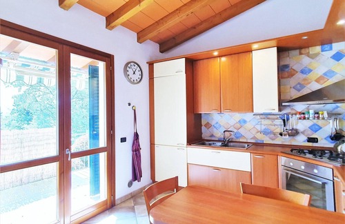 Montegrino Valtravaglia Apartamento | Apartamento en Bosco con terraza