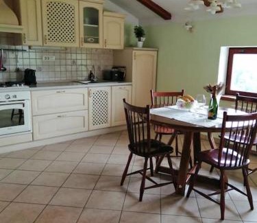 Kambresko Apartamento | Apartma na podeželju Marta- Slovenia Nature
