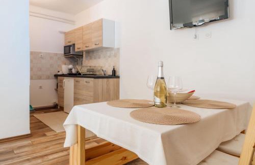 Podbrdo Apartamento | Apartma Roner