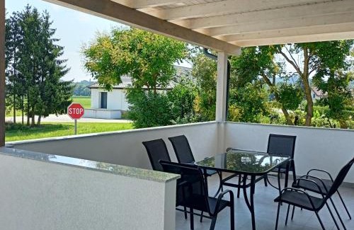 Tisina Apartamento | APARTMAJI KISILAK