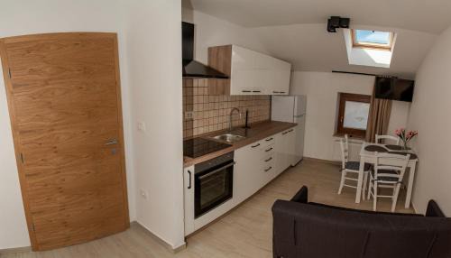 Kanal Apartamento | Apartmaji Tinta