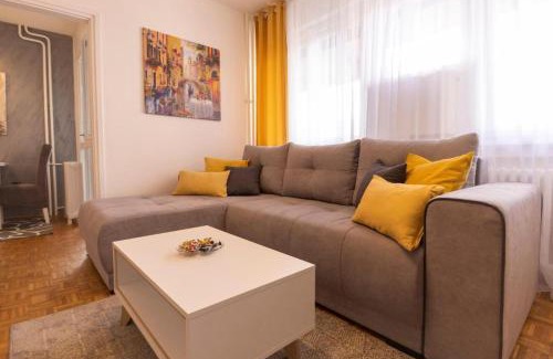 Zvezdara Apartamento | Apartman 22