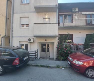 Banovo brdo Apartamento | APARTMAN ADA