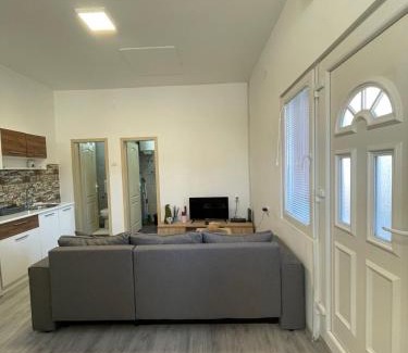 Kikinda Apartamento | Apartman Arthur
