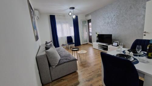 Sremska Mitrovica Apartamento | Apartman Astra