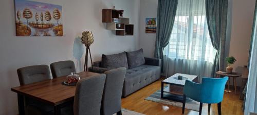 Arandelovac Apartamento | Apartman AuRa