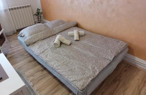 Sremska Mitrovica Apartamento | Apartman Centar