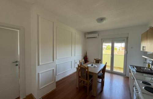 Apatin Apartamento | Apartman Daca Apatin