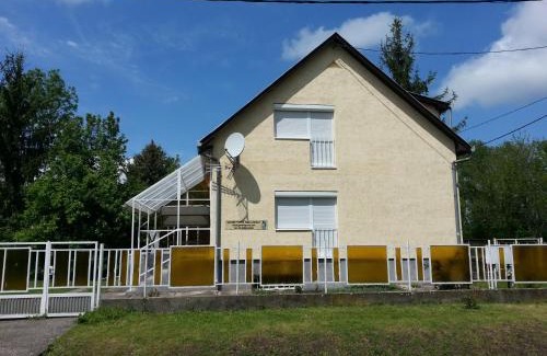 Zsorifurdo Apartamento | Apartman Garami Porta