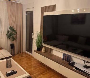 Vranje Apartamento | Apartman Golden Crown