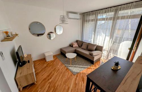 Vranje Apartamento | Apartman Karingtonka free parking