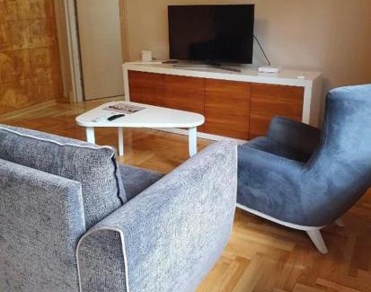 Stara Pazova Apartamento | Apartman KGC Stara Pazova