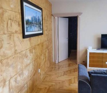 Stara Pazova Apartamento | Apartman KGC Stara Pazova