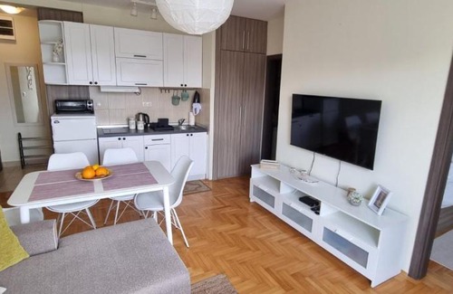 Lisina Apartamento | Apartman Kraljevi cardaci 5b-32