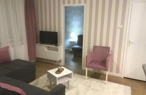 Grbavica Apartamento | Apartman Kristina FREE parking