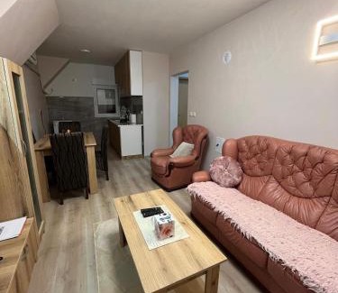 Krusevac Apartamento | Apartman KVINS 1