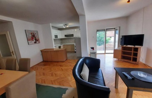 Vranje Apartamento | Apartman Lan - Free parking
