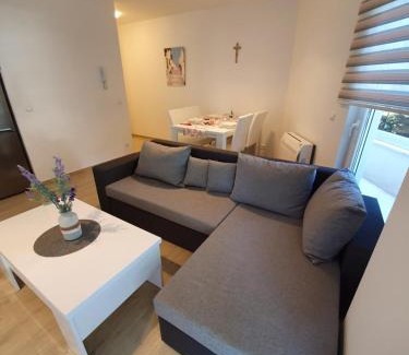 Dugis Apartamento | Apartman Lea Makarska