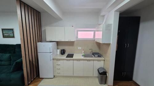 Vozdovac Apartamento | Apartman Lela