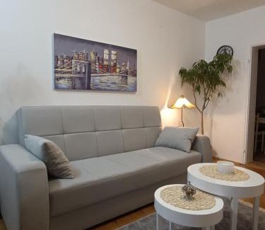Nis Apartamento | Apartman LISA