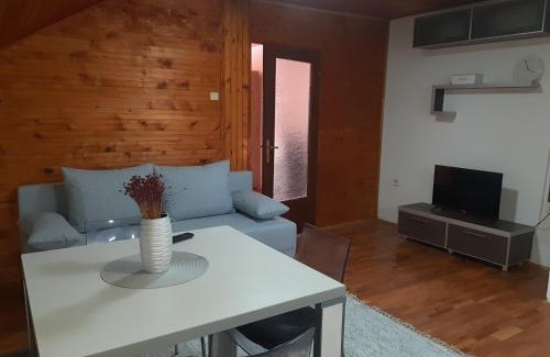 Brzi Brod Apartamento | Apartman Ljiljan