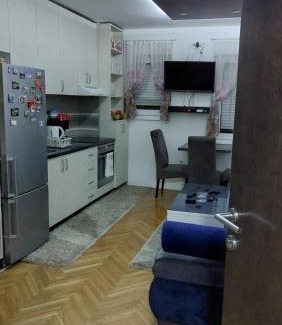 Valjevo Apartamento | Apartman Luna