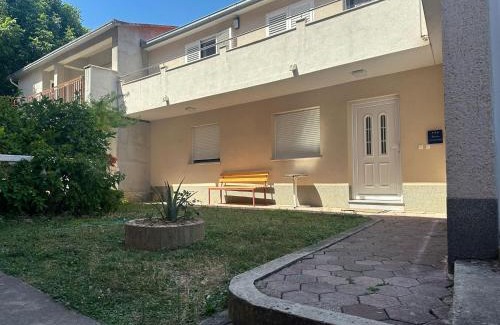 Solin Apartamento | Apartman Mara