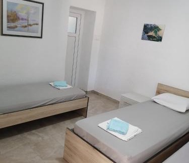 Obrovac Apartamento | Apartman Milan