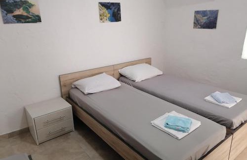 Obrovac Apartamento | Apartman Milan