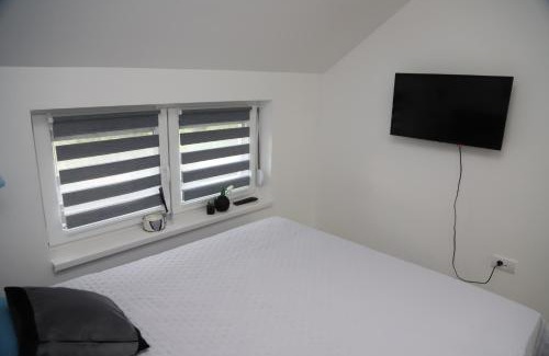 Sremska Mitrovica Apartamento | Apartman MIRJANA