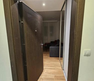 Vozdovac Apartamento | Apartman Oki