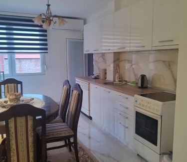 Knjazevac Apartamento | Apartman Orhideja