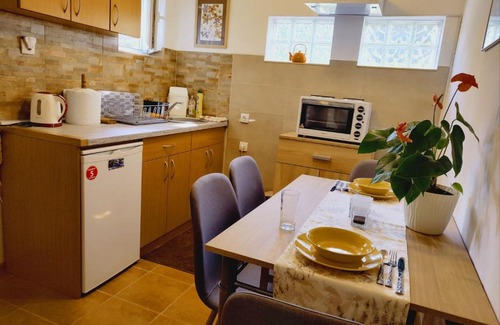 Stari Banovci Apartamento | Apartman Orhideja