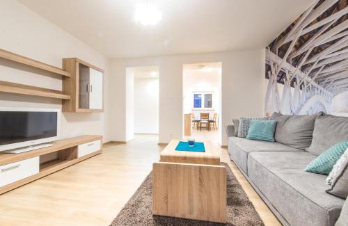 Banska Bystrica Apartamento | Apartman RÁZUSA CENTRUM